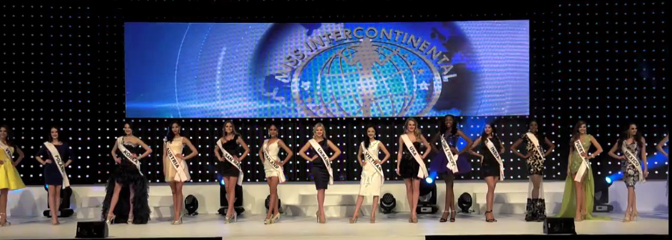 Hà Thu xuất sắc lọt Top 17