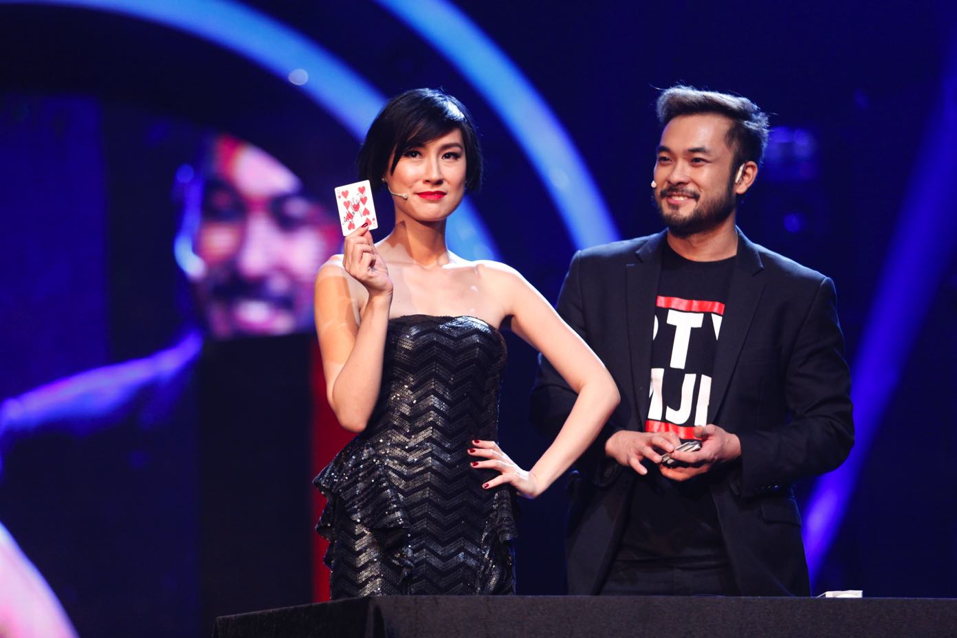 Kathy Uyên hỗ trợ diễn xuất cho Petey