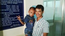 Bé  Đ.V.L. đã cai được máy thở.