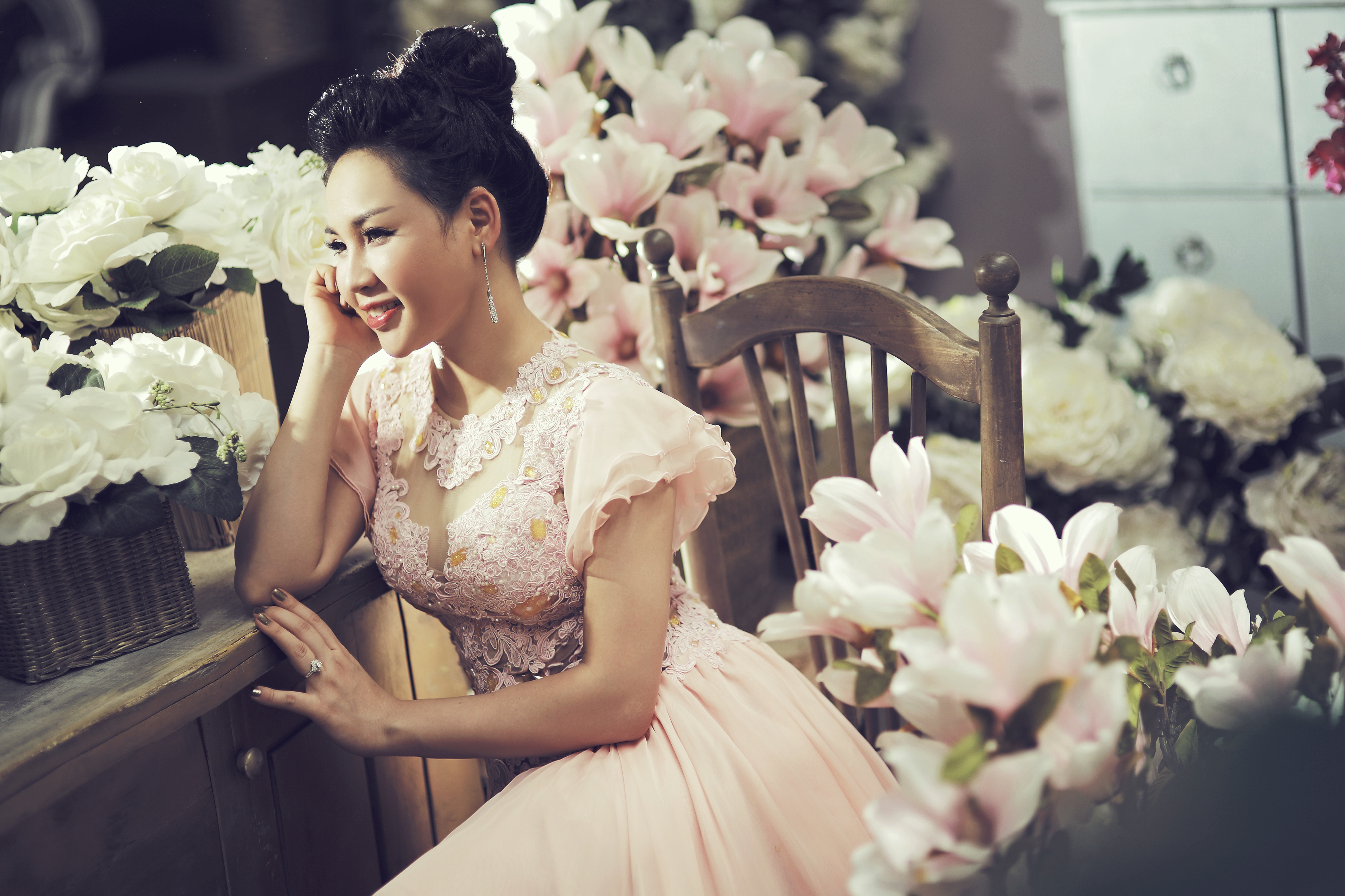 Sao Mai Khánh Ly quyến rũ và nồng nàn trong album mới