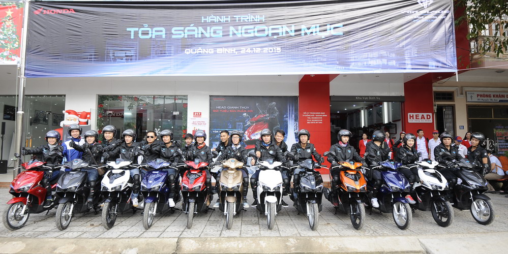 Thử thách Honda Air Blade trên đường trường