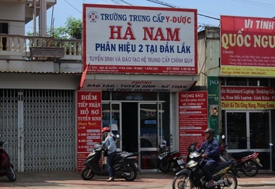 Phân hiệu Trung cấp Y dược Hà Nam bị đình chỉ tuyển sinh