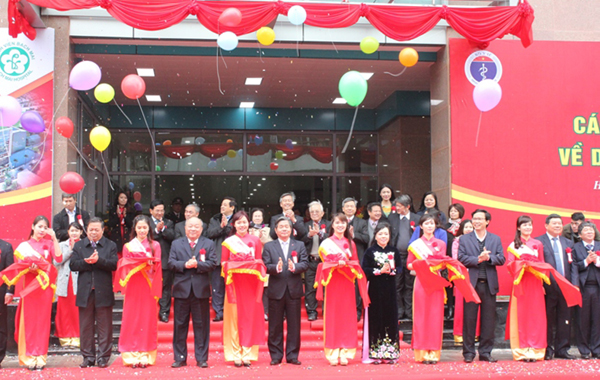 Trung tâm Ung bướu và Trung tâm Tim mạch trẻ em (bệnh viện Bạch mai) chính thức đi vào hoạt động