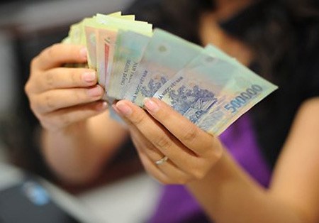 Tiền thưởng Tết năm nay giảm mạnh