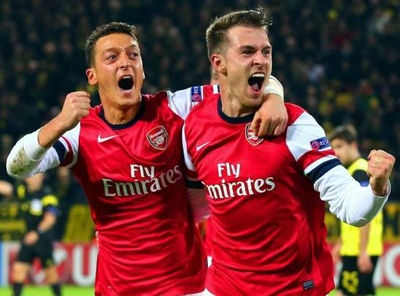 Không vô địch, Arsenal sẽ phải chờ thêm 10 năm nữa!
