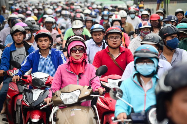 Dừng thu phí đường bộ với xe máy từ 1/1/2016