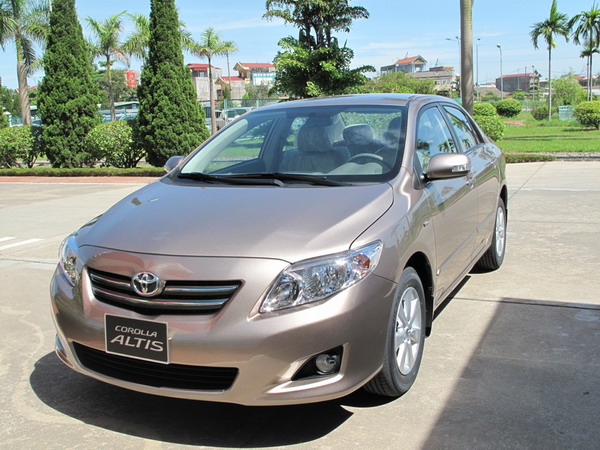 Gần 12.000 xe Corolla Altis thuộc diện triệu hồi