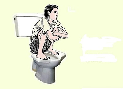 Đàn ông tiểu ngồi dễ bị liệt dương