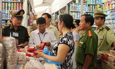 An toàn thực phẩm cuối năm - Bao giờ hết nóng?