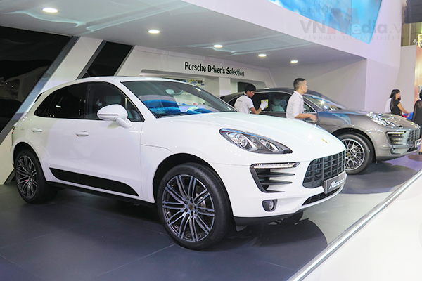 Porsche tham gia triển lãm xe nhập đầu tiên VIMS 2015