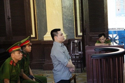 Vợ bị sát hại vì không cho chồng ôm