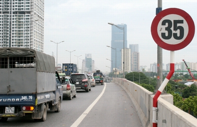 Tháo toàn bộ biển hạn chế tốc độ dưới 50km/h trước ngày 30/1