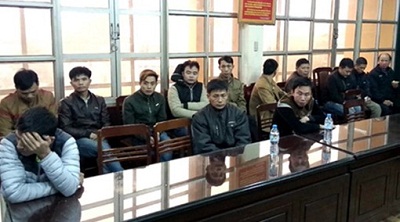 Sới x​óc đĩa lưu động đưa đón người chơi bằng ôtô
