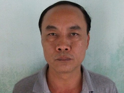 Thầy bói lừa tiền mang đi trả nợ lô đề