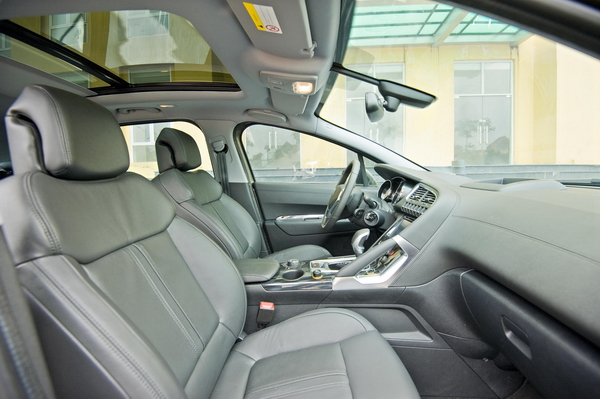 Peugeot 3008_6_resize.JPG