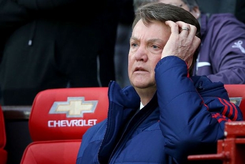 HLV Van Gaal nhất quyết không từ chức!