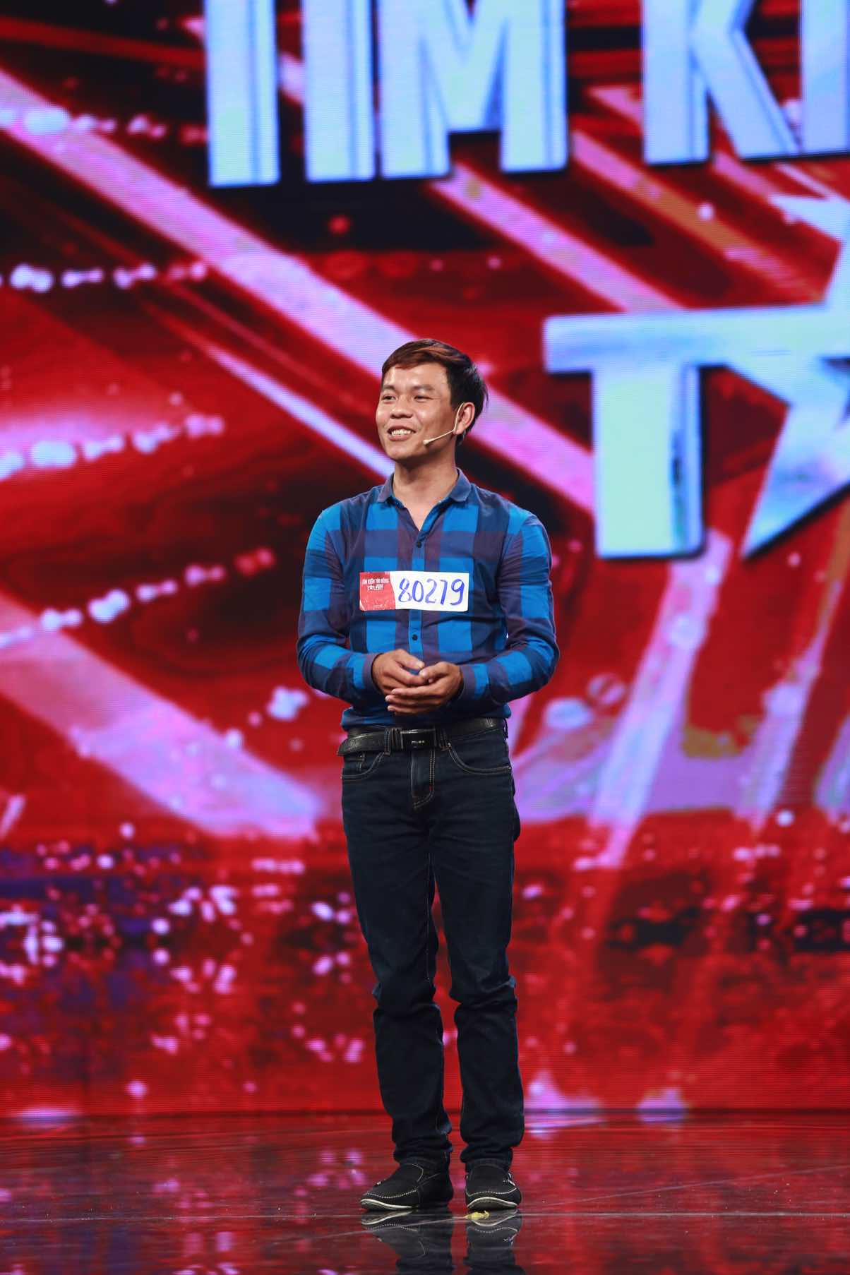 Thí sinh Việt Hồ