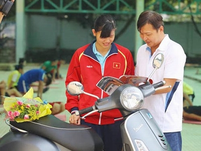 Thưởng Tết với VĐV Việt Nam: Ngậm ngùi không biết kêu ai