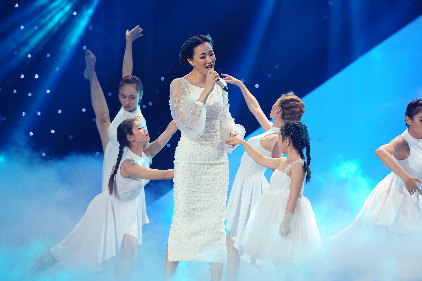 PHOTO_LYVOPHUHUNG (10)_resize.JPG