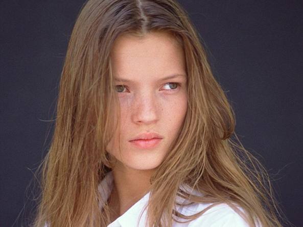 Kate Moss ngây thơ trong bộ ảnh lúc 14 tuổi