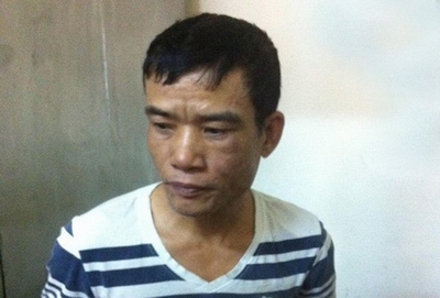 Hà Nội: Ngang nhiên cướp đồ người chờ đèn đỏ