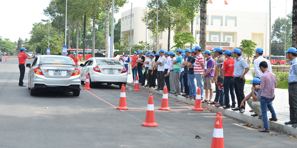Honda tích cực đào tạo lái ô tô an toàn