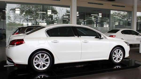 Peugeot 508 2_resize.jpg
