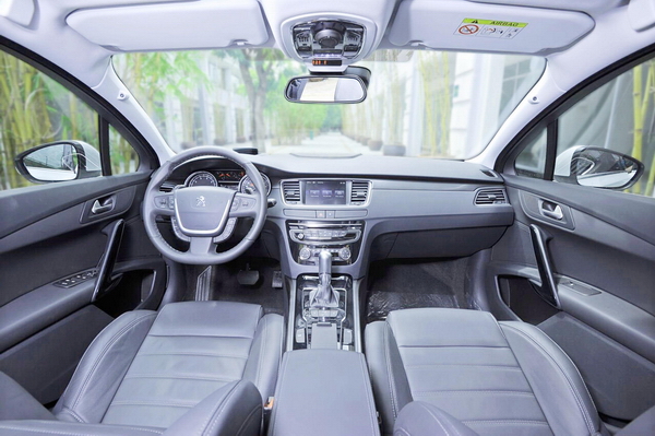 Peugeot 508 4_resize.jpg