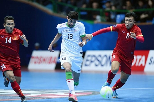 Iran quá mạnh so với tuyển Việt Nam