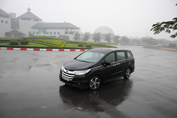 Honda Odyssey_03 copy.jpg