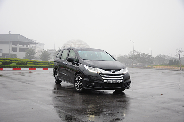 Honda Odyssey_04 copy.jpg