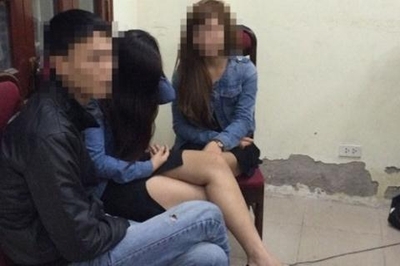 Tiếp viên quán cà phê bán dâm 300.000 đồng