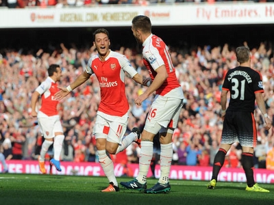 Vòng 27 Premier League: MU quyết đấu Arsenal