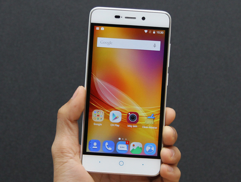 Top 7 smartphone có pin &quot;khủng&quot; nhất hiện giờ