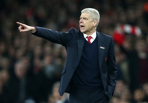 Học trò cũ cương quyết đòi sa thải HLV Wenger
