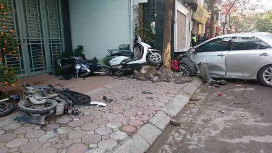 Dấu vân tay xác định người lái Camry khiến 3 người tử vong
