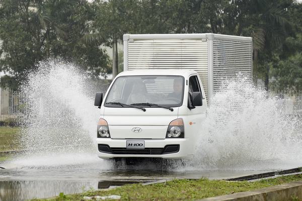 Hyundai Porter H100 (VN) - 9_resize.JPG