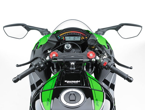 2016-Kawasaki-ZX-10R 2.jpg