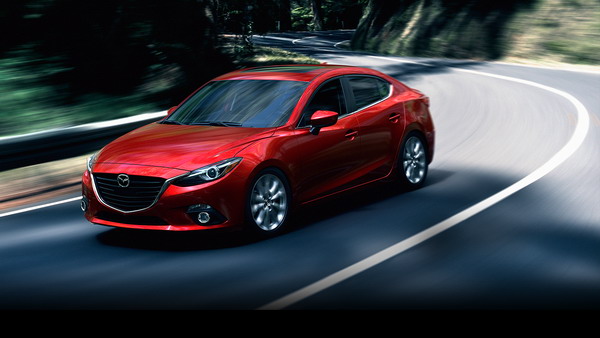 Mazda3 tiếp tục dẫn đầu phân khúc C và bỏ xa đối thủ đứng thứ hai