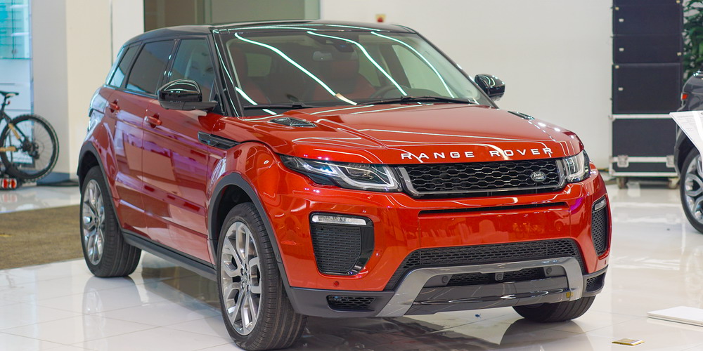 Evoque 2016 giá hơn 3 tỷ tại Việt Nam
