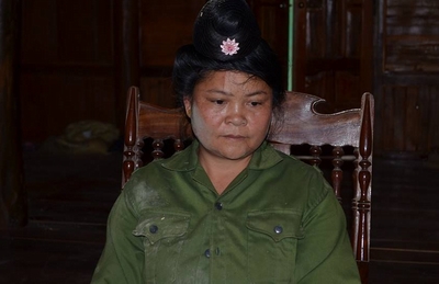 &quot;Nữ quái&quot; tàng trữ 2 bánh heroin bị bắt