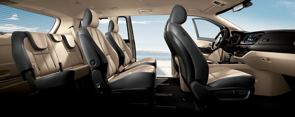 Kia Sedona_1_resize.jpg