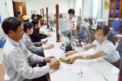 Chính phủ yêu cầu tiếp tục các nguồn vốn hỗ trợ cho người nghèo vay