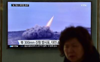 Kim Jong Un tung &quot;cú tát trời giáng&quot; vào Mỹ