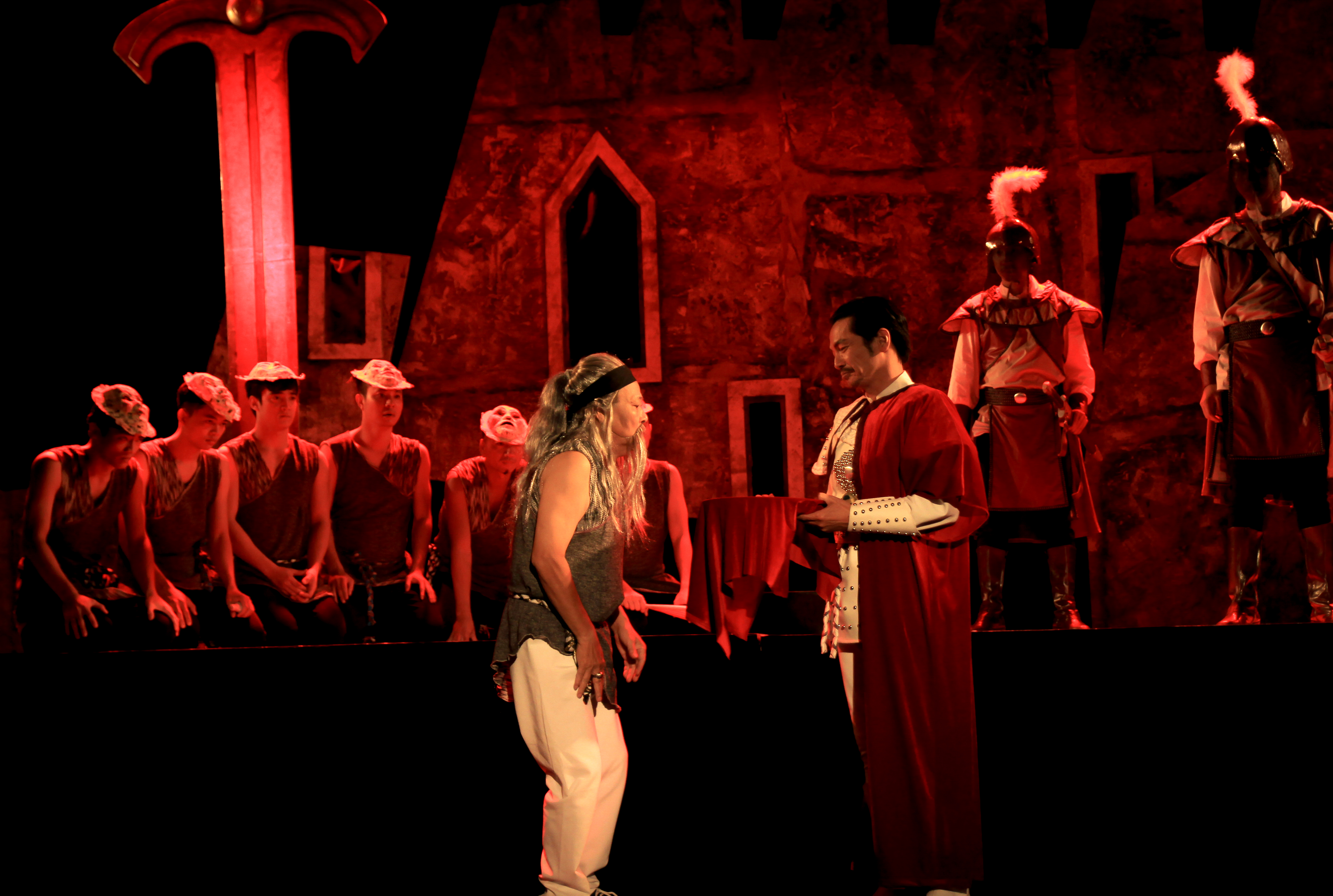 &quot;Hamlet&quot; phiên bản Việt lưu diễn tại Singapore