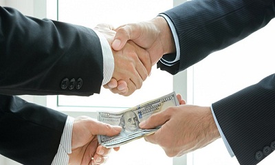 Nhà báo có được quyền đưa tin về tham nhũng?