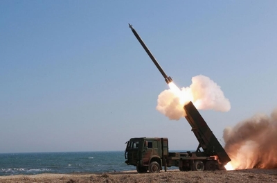 Kim Jong Un mang pháo doạ nữ Tổng thống Hàn Quốc