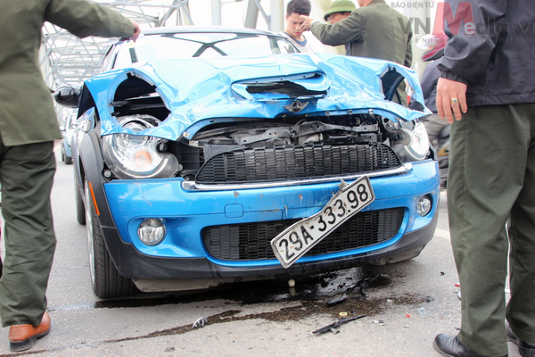 MINI Cooper 05.JPG
