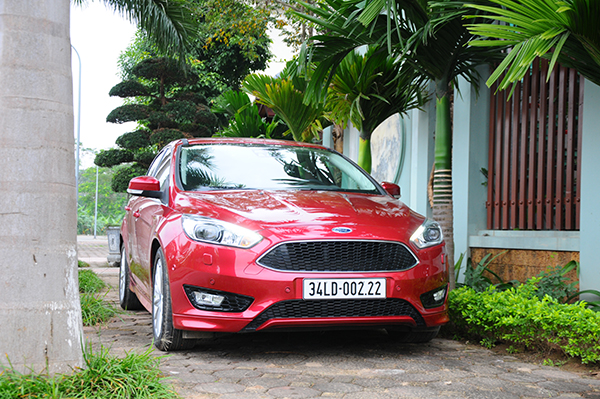 Ford Focus_02 copy.jpg