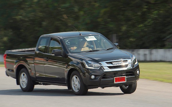 Isuzu D-Max vẫn bá chủ tại Thái Lan